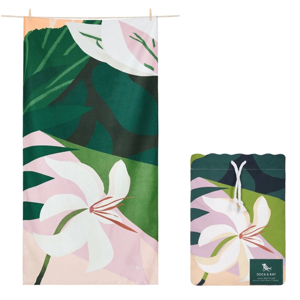 quick dry print retreat towel-sz X-L in cinch bag-NWT-100% recycled materials